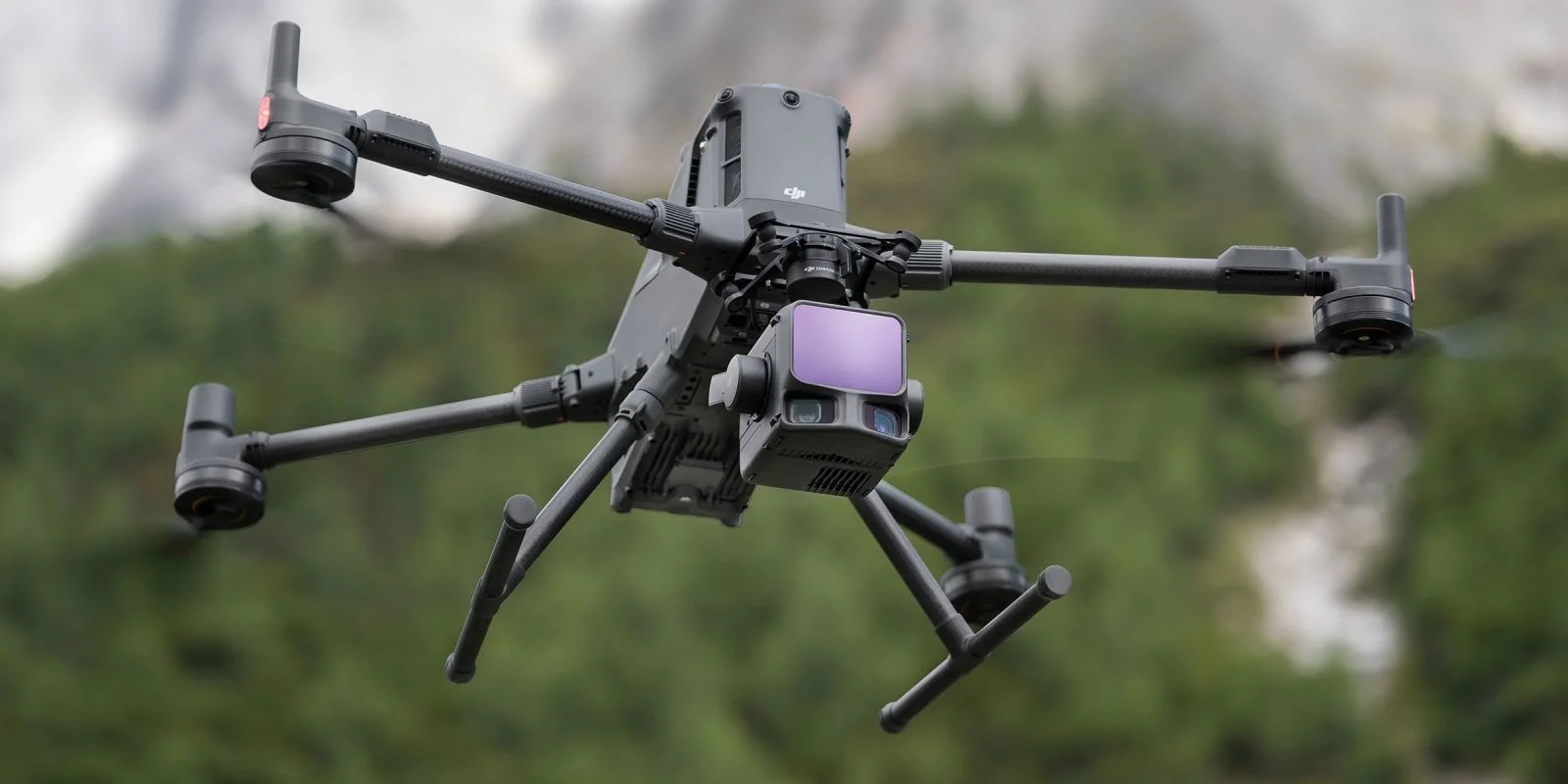 DJI Matrice 400